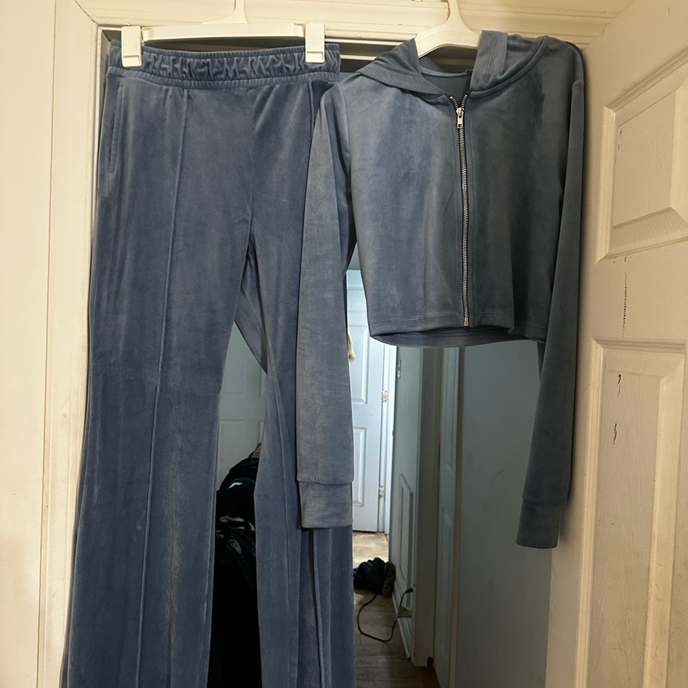 Iris Blue Velour Women's Jogger Set